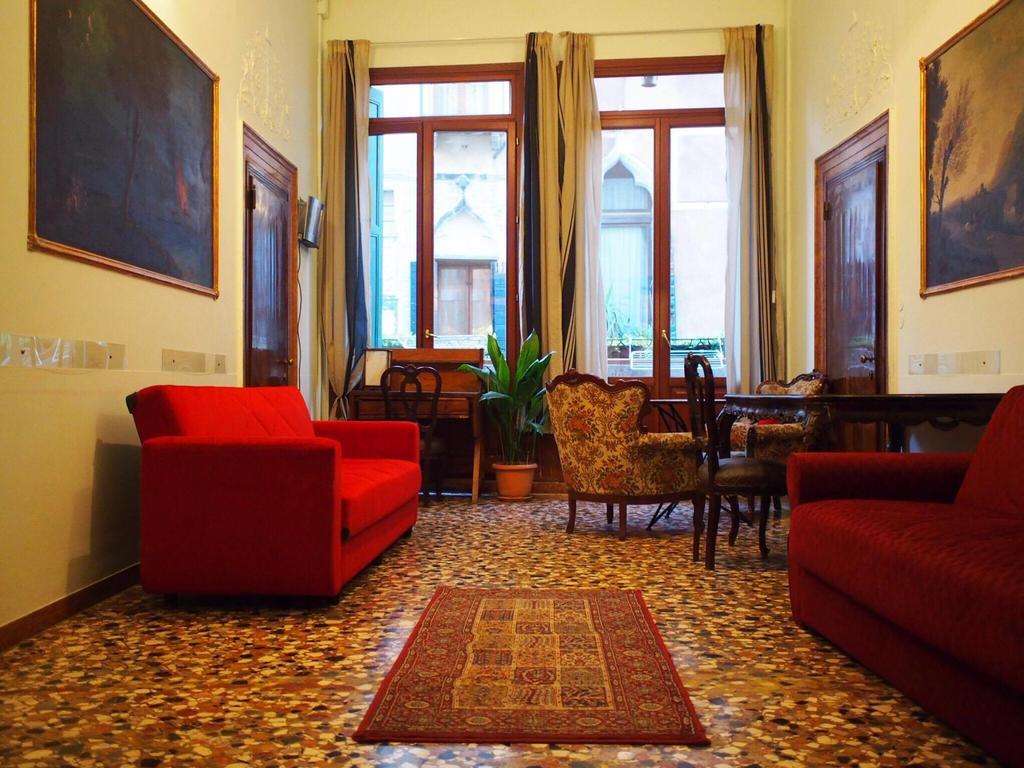 Youth Venice Palace Eksteriør billede